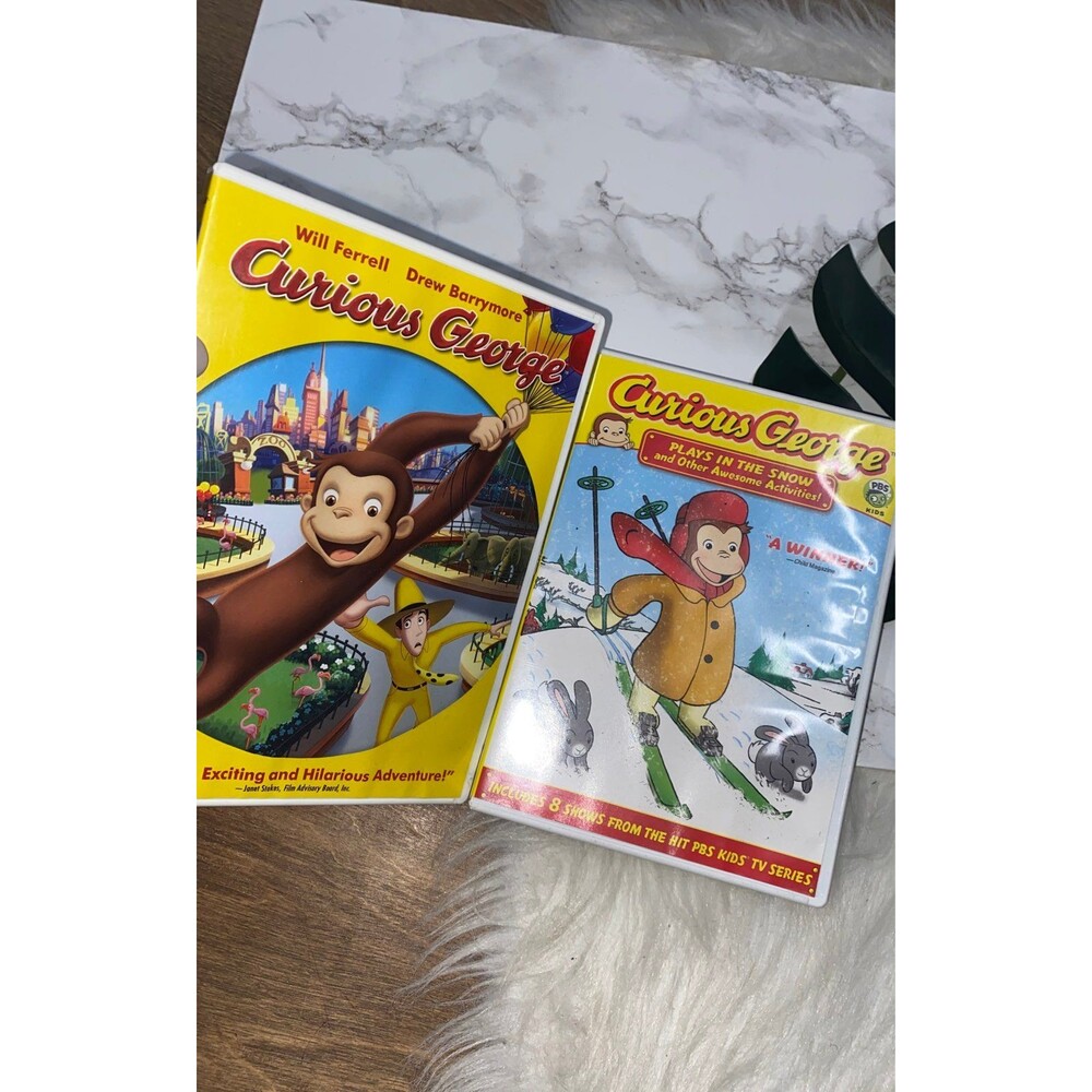 Curious George bundke- 2 DVD set and 4 book set